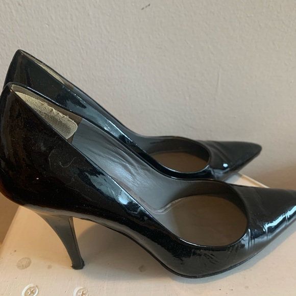 Black pumps size 6.5 - Picture 2 of 4